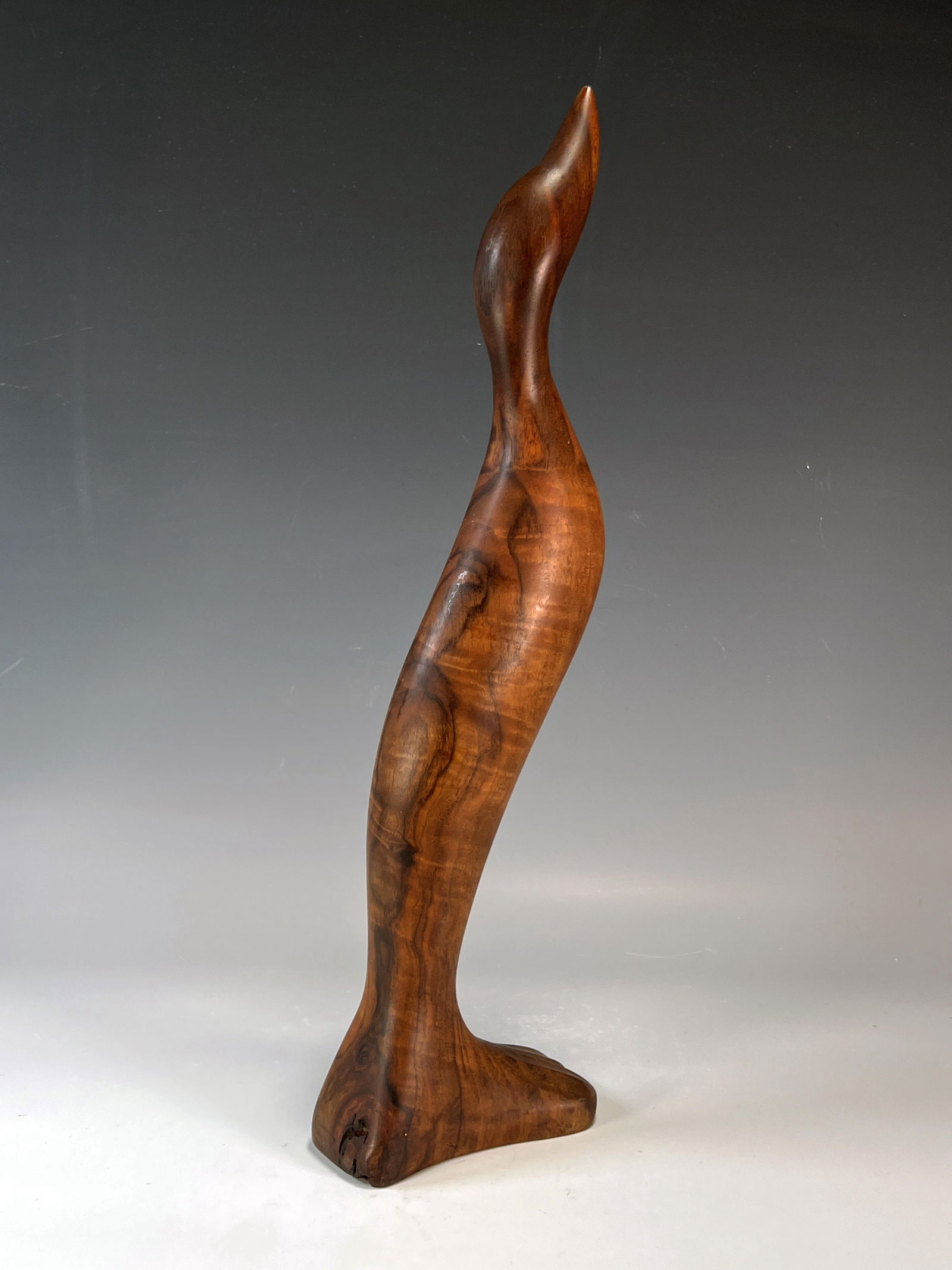 MCM MINIMALIST CARVED BIRD STATUE (1 of 4)
