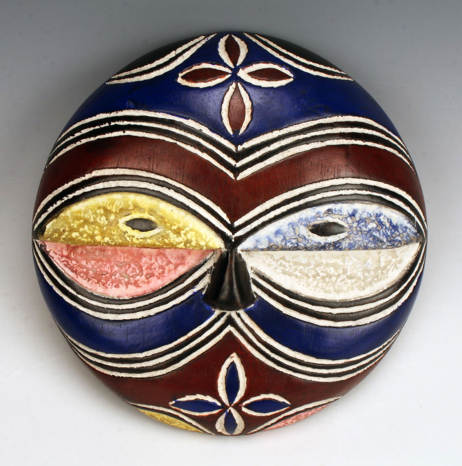 BATEKE MASK FORM CONGO (1 of 2)