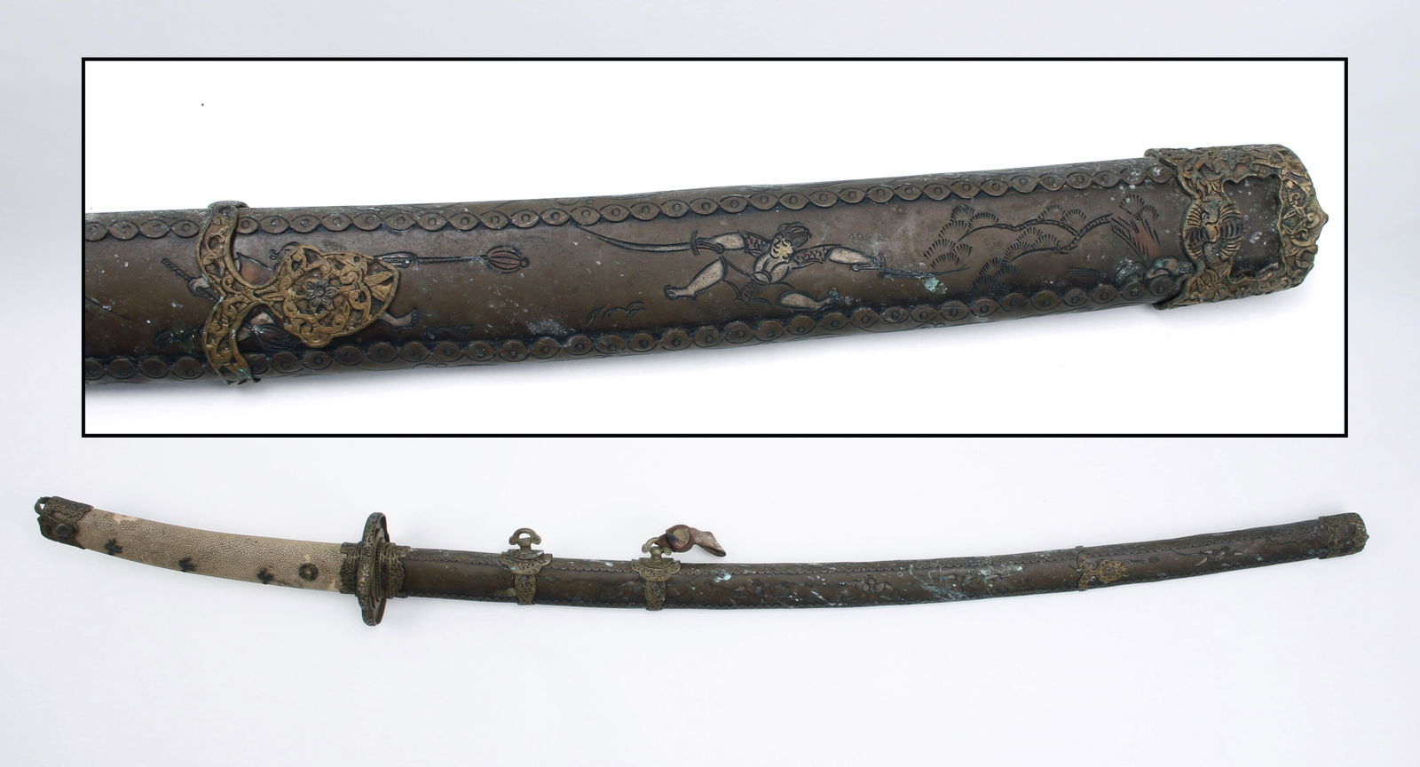 CHINESE CHANG DAO SWORD WITH DECORATIVE WARRIOR SCABBARD (1 of 13)