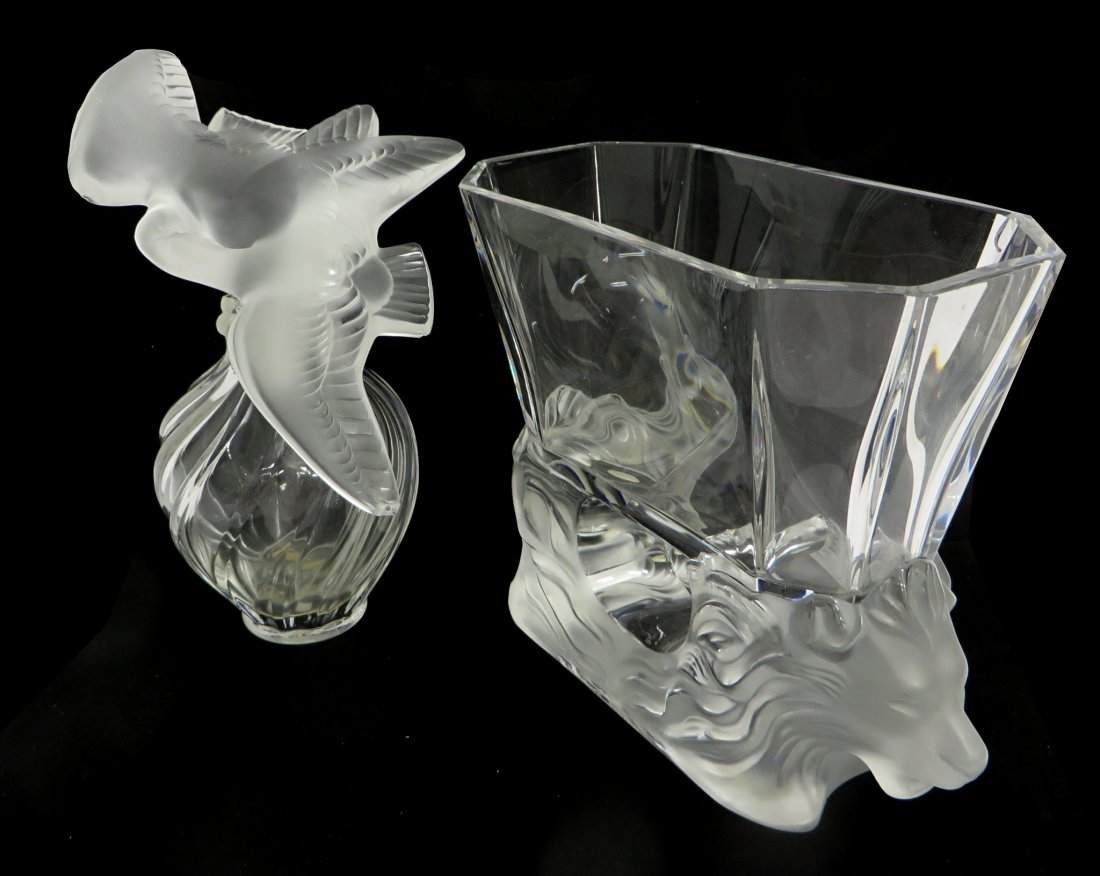 Lalique L'Air Du Temps Perfume Bottle and Lion Glass: Classic L'Air Du Temps perfume bottle stoppered with a flying birds (Note the lip off the bottle is damaged and the sand topper is stuck into the bottle top) and A Lalique vase 6 1/2" X 9", with ends 