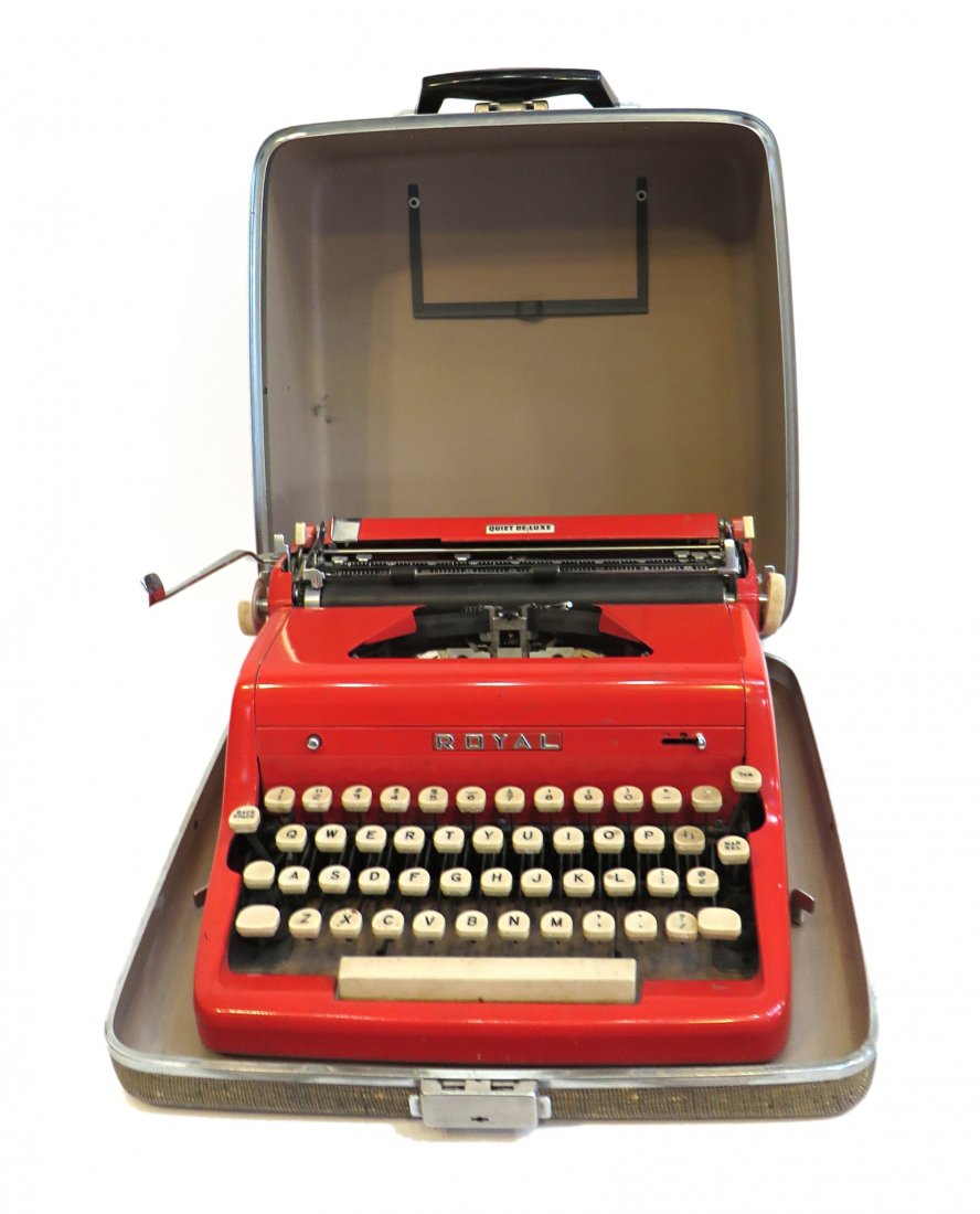 Red Royal Typewriter With Case (1 of 5)