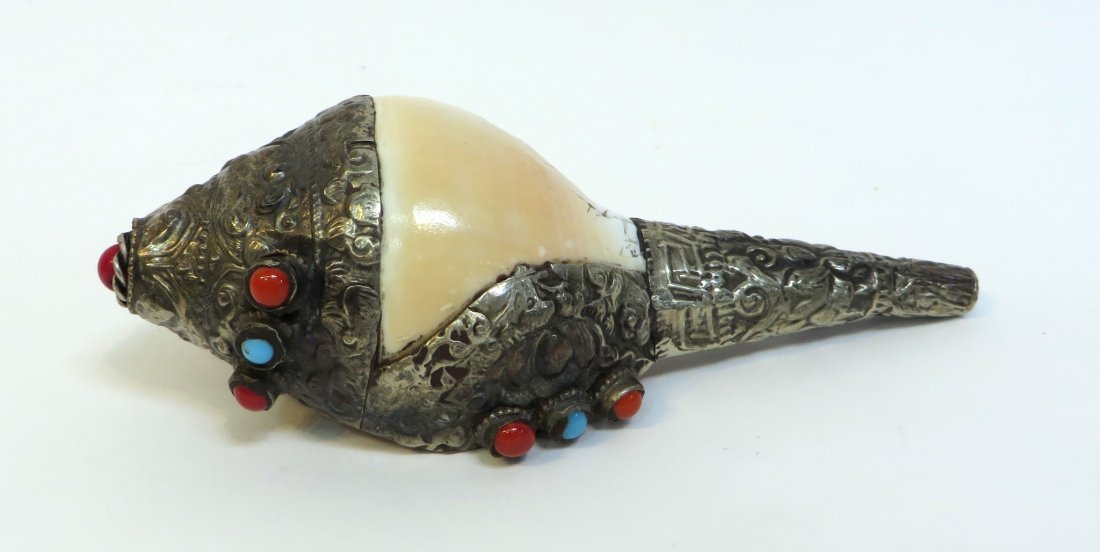 Conch Shell Decorated With Coral Beads (1 of 5)