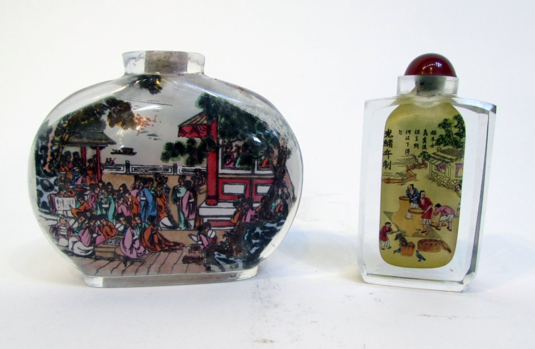 Two Chinese Reverse Glass Snuff Bottle (1 of 5)