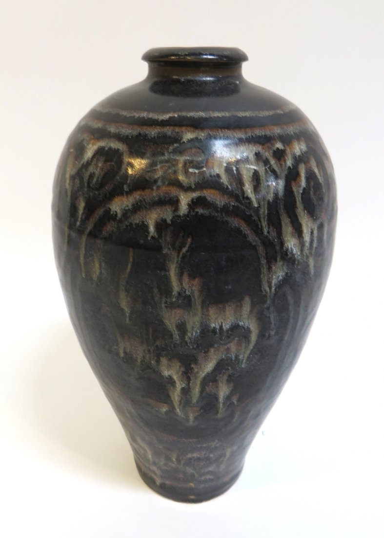 Jizhou Ware Meiping Vase (1 of 7)