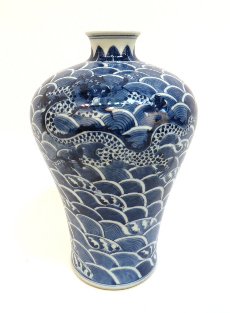 Qianlong Period Blue & White Meiping Jar (1 of 7)
