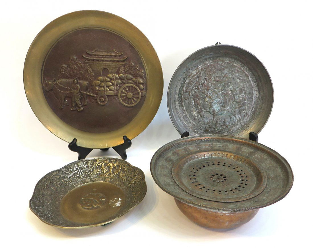 Five Plates/Bowl In Copper And Metal (1 of 7)