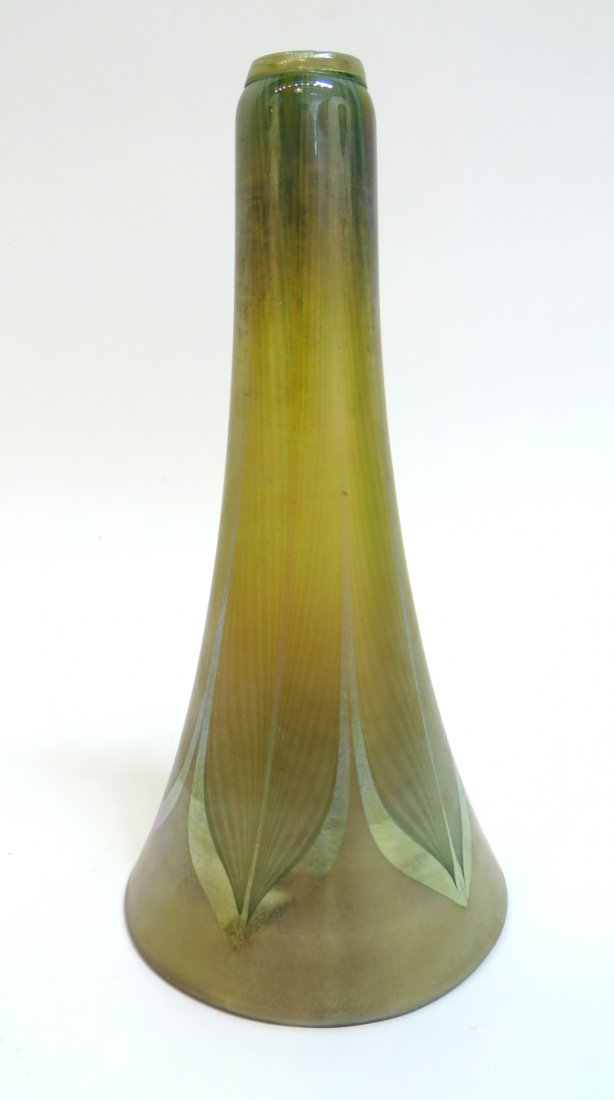 Favrille Glass L. C. Tiffany Vase Top (1 of 5)
