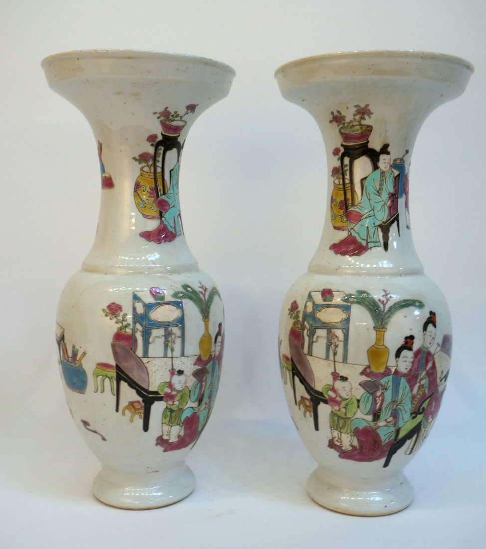 Pair Of Qing Dynasty Wucai Vases (1 of 8)