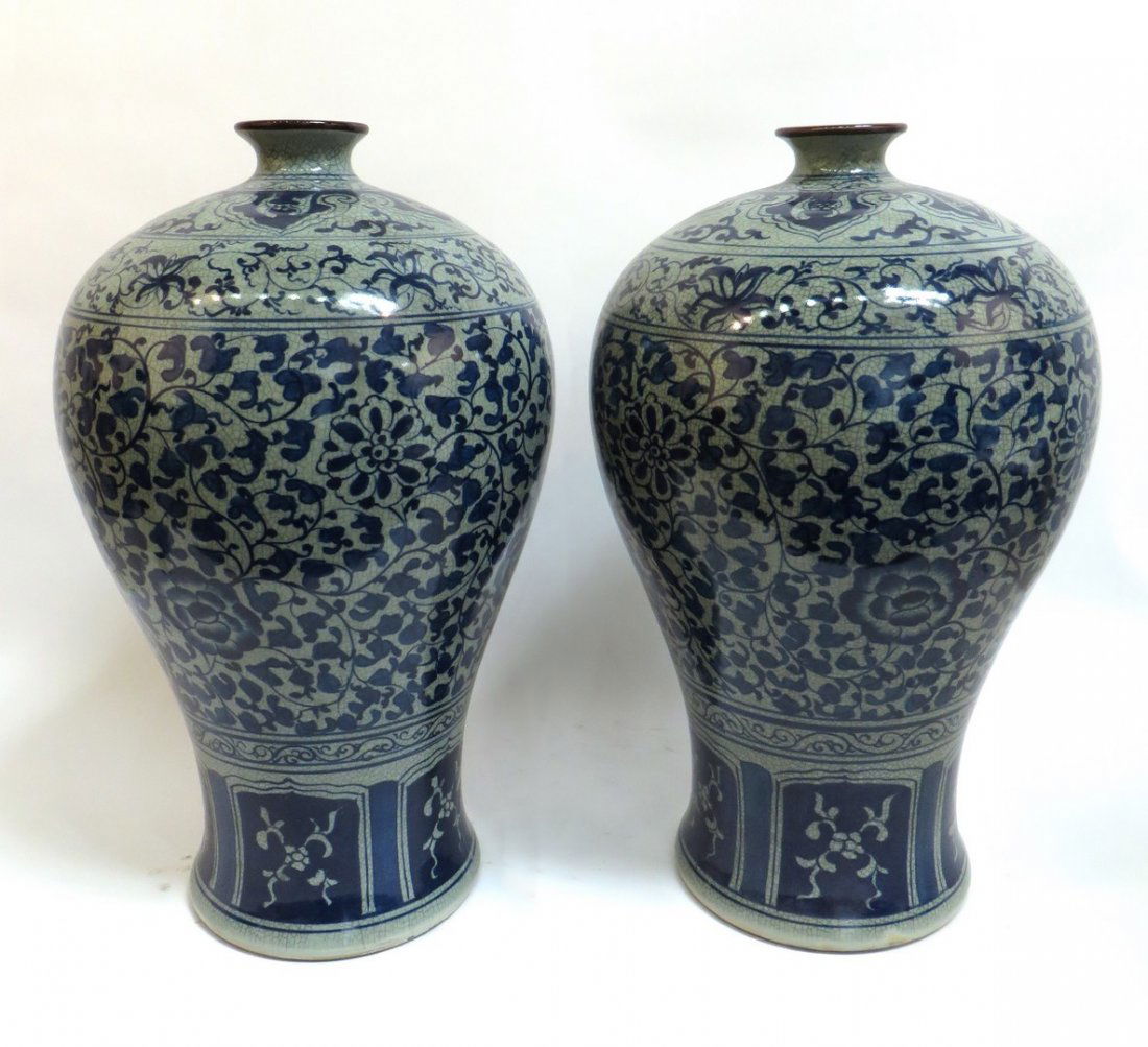 Pair Large Yuan Style Meiping Vases (1 of 10)
