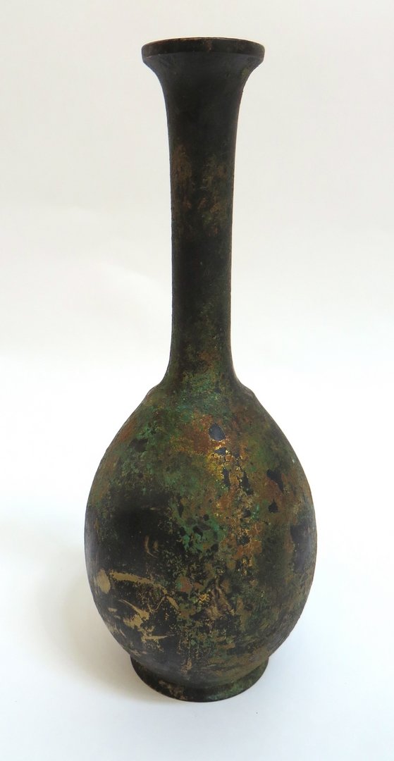 Antique Chinese Bronze Vase (1 of 6)