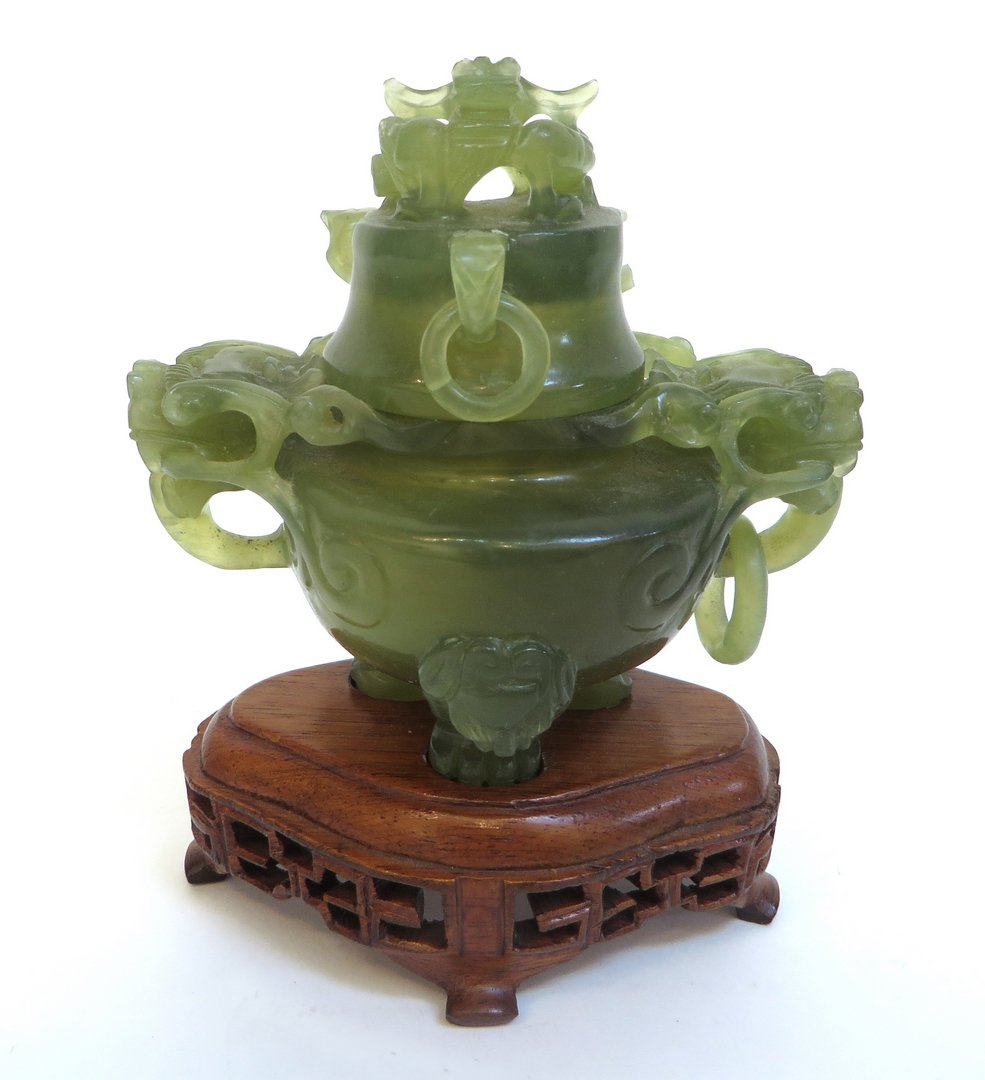 Lidded Jade Censer (1 of 6)