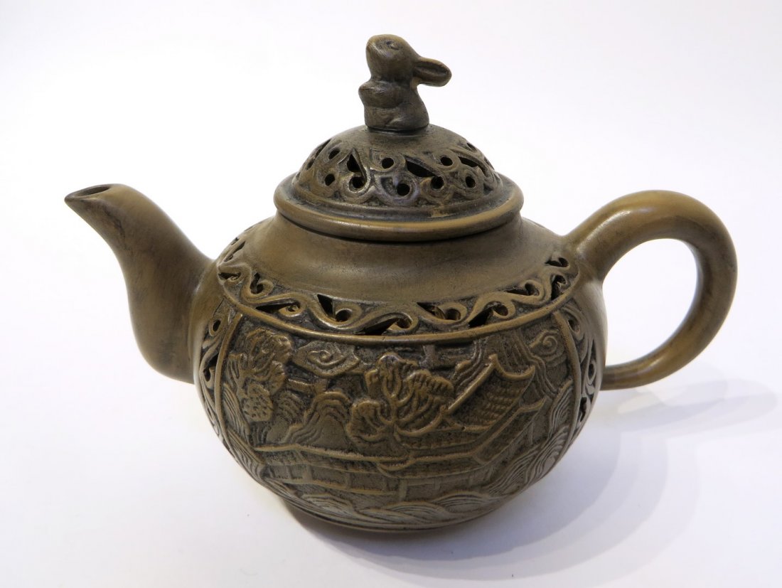 Yixing Teapot (1 of 6)