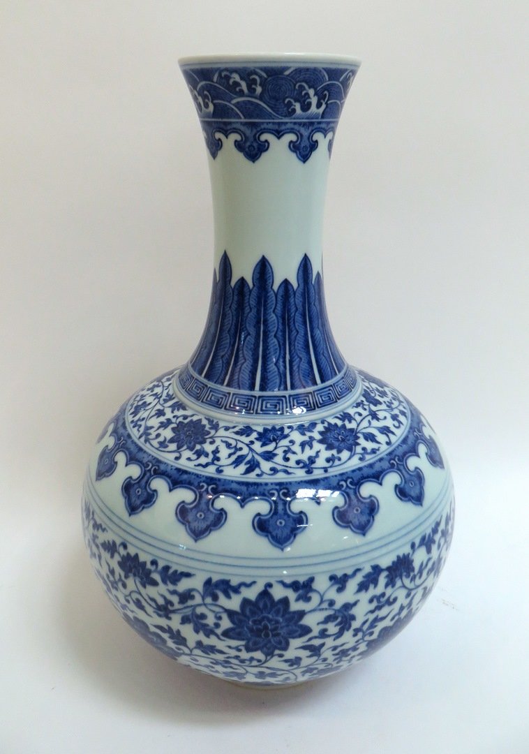 Blue & White Vase (1 of 5)