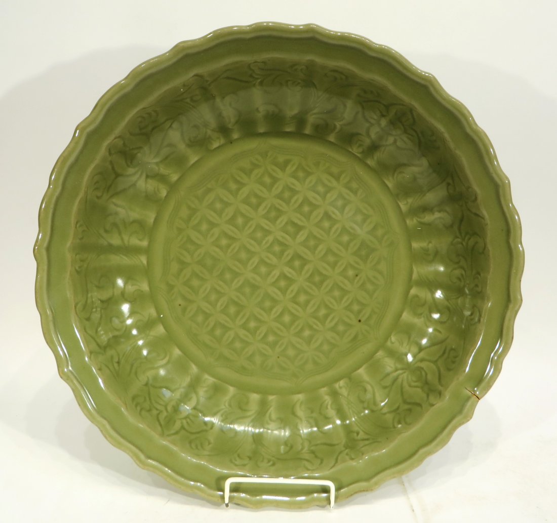 CHINESE CELADON CHARGER, MING DYNASTY (1 of 7)
