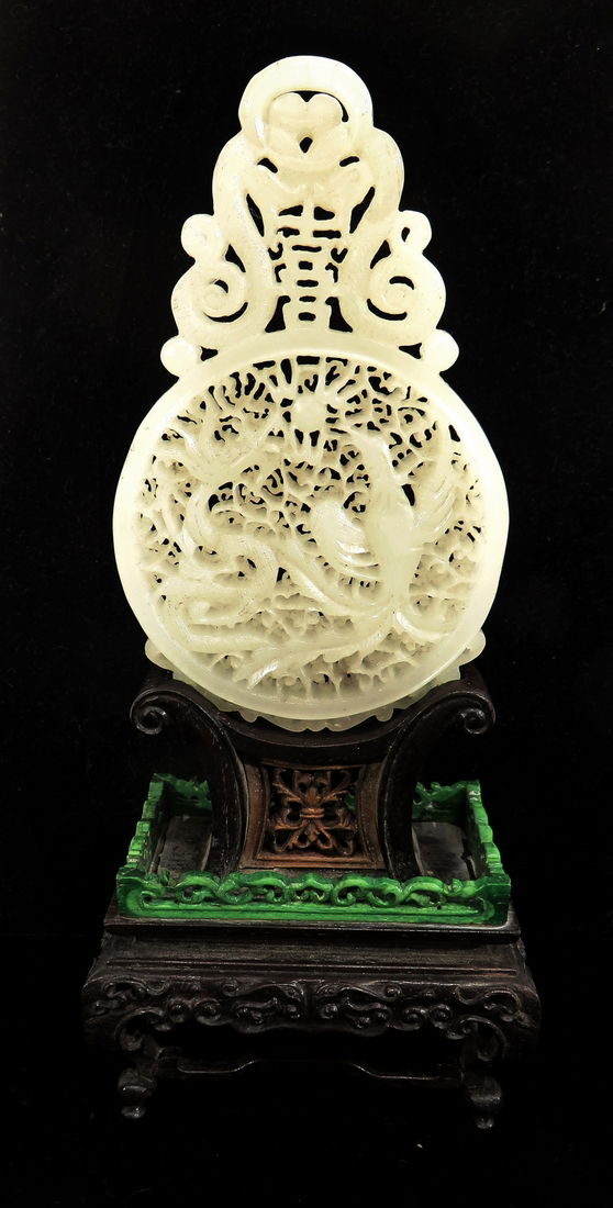 CHINESE WHITE JADE TABLE SCREEN ON CARVED STAND (1 of 5)