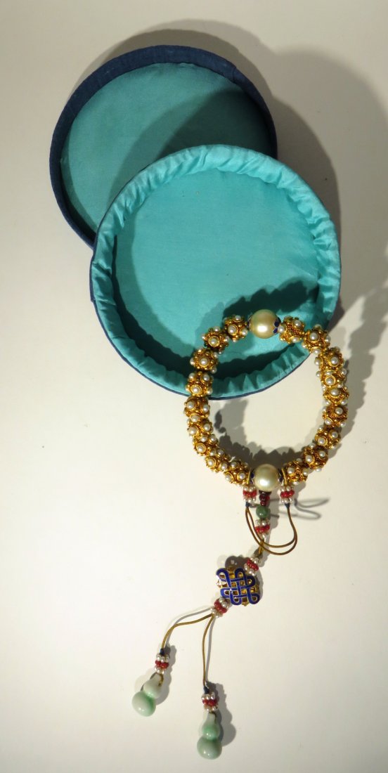 CHINESE PEARL MALA IN BOX (1 of 8)