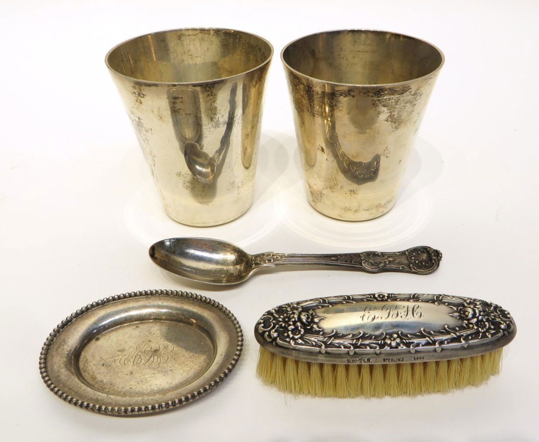 FIVE ECLECTIC PIECES OF STERLING SILVER (1 of 6)