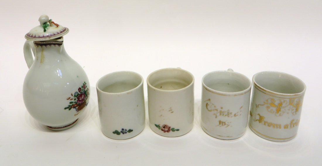 SMALL CHINESE EXPORT TEA POT, CA 1790 (1 of 2)