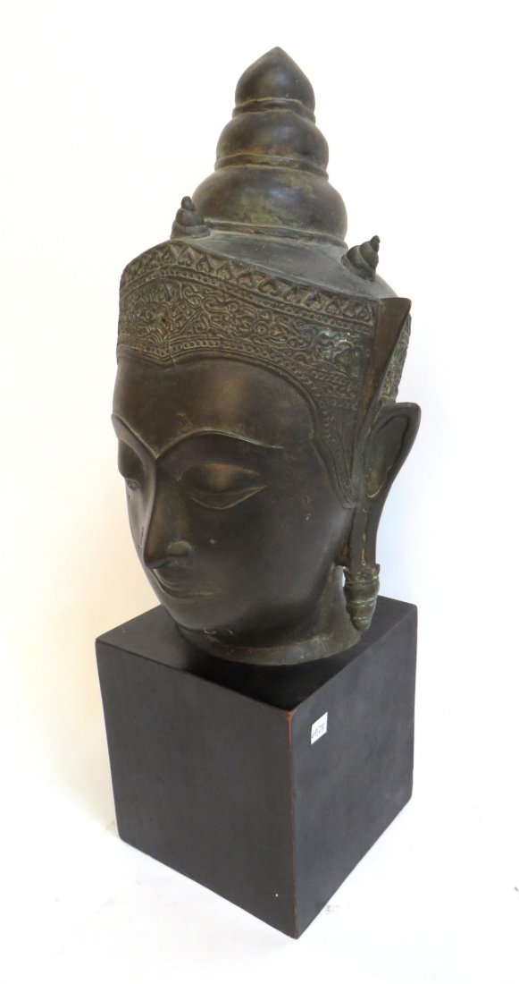 BRONZE THAI BUDDHA HEAD WITH STAND (1 of 7)