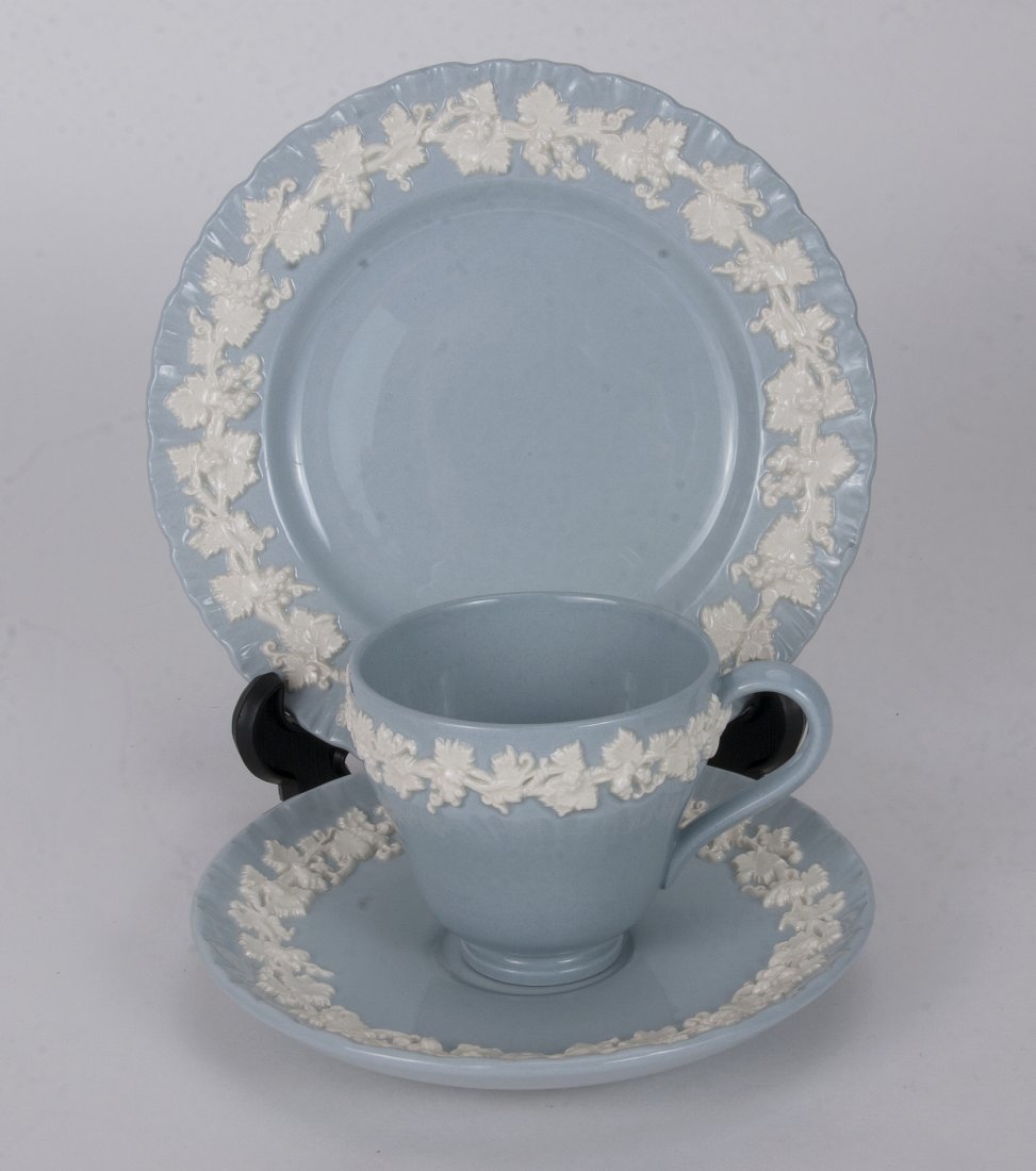 THREE PIECE WEDGWOOD TEA SET (1 of 3)