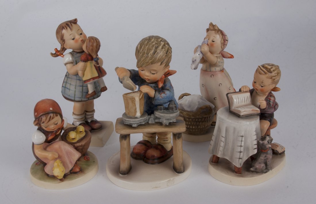 FIVE HUMMEL FIGURES (1 of 4)