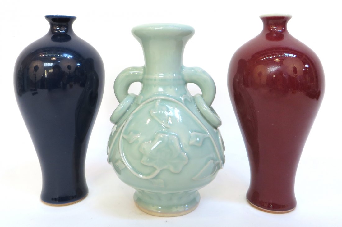 THREE CHINESE VASES (1 of 4)