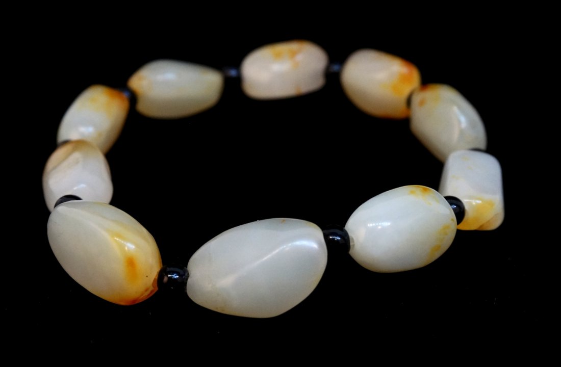 JADE PEBBLE BRACELET (1 of 3)