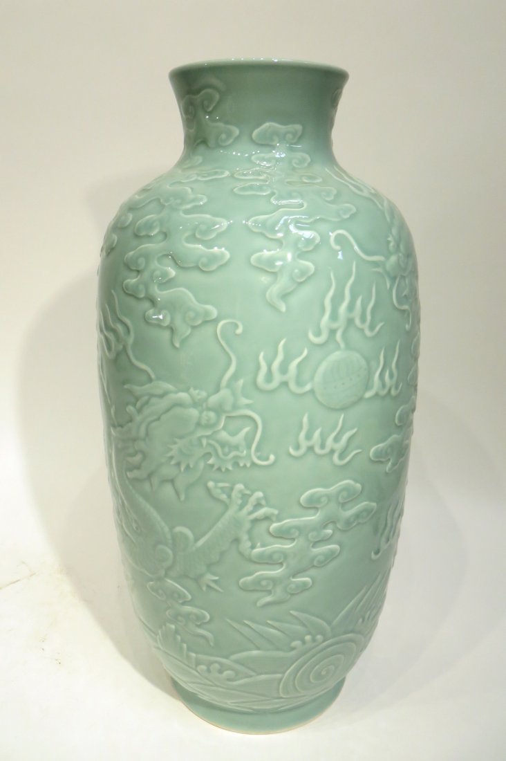 CHINESE QIAN LONG MARKED CELADON DRAGON VASE (1 of 8)