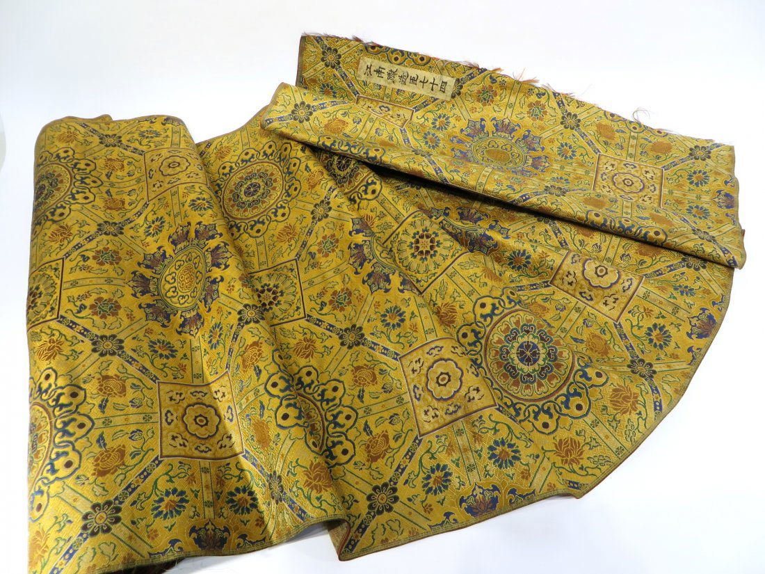 LONG ROLL OF CHINESE TAPESTRY SILK FABRIC (1 of 7)