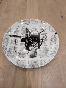 BASQUIAT Porcelain plate - ”Return of the Central Figure”