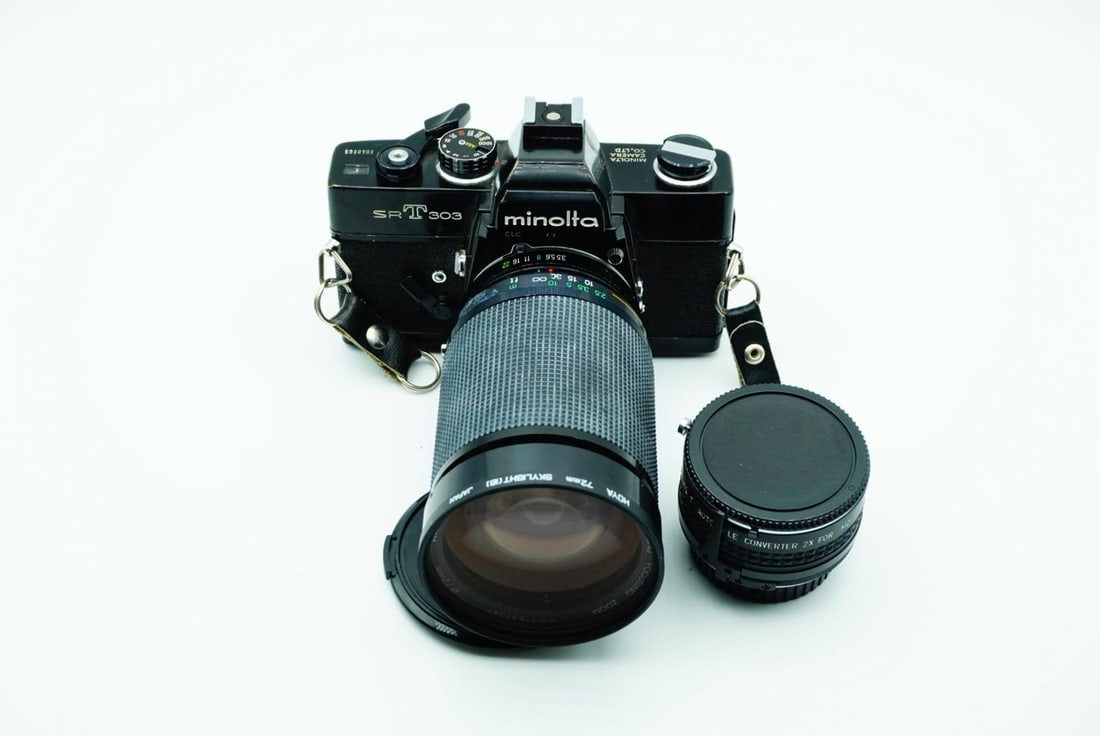 Minolta SRT 303 / Vivitar MC 28-200mm / Converter 2x (1 of 3)