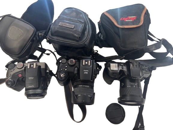 A 3 digital cameras (1 of 5)