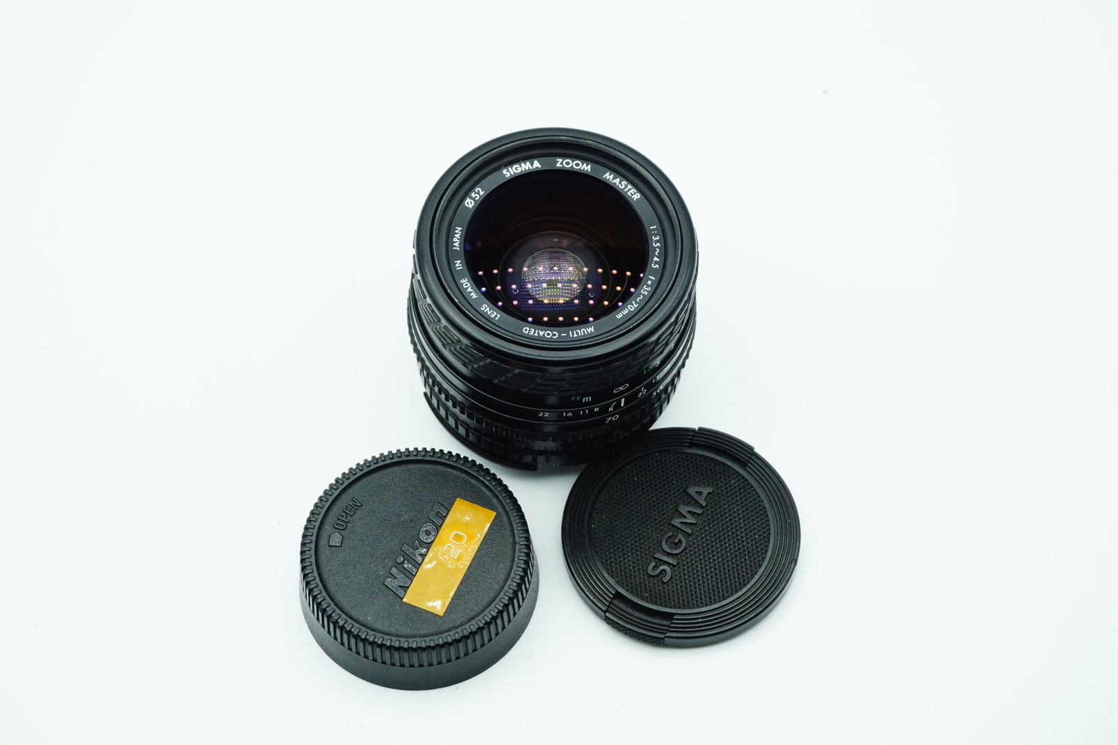 Sigma Zoom Master 35-70mm f/3.5-4.5 Multi-Coated Manual Focus Lens for Nikon F (1 of 5)