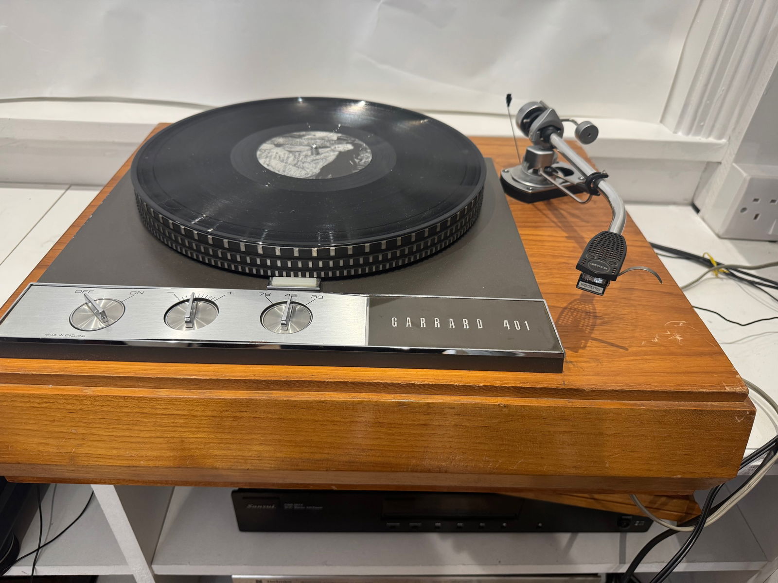 Audio Equipment, hi fi garrard 401 turn table with sme 3009 tone arm: It is fitted with the legendary SME 3009 tonearm. This combination represents one of the most iconic and respected analogue playback systems ever produced, revered by audiophiles, collectors, and