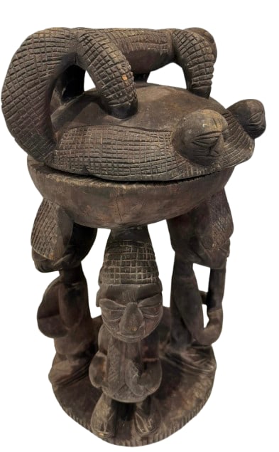 Yoruba Agere Ifa divination bowl or cup: An African collectible used in traditional ceremonies. ; Has a crack on the base and has some age related marks.