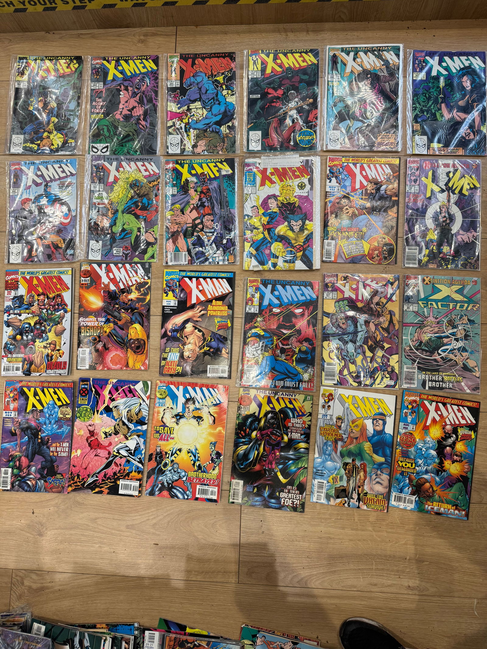 24 X-Men Comic Book Lot (Marvel Comics) (1 of 13)