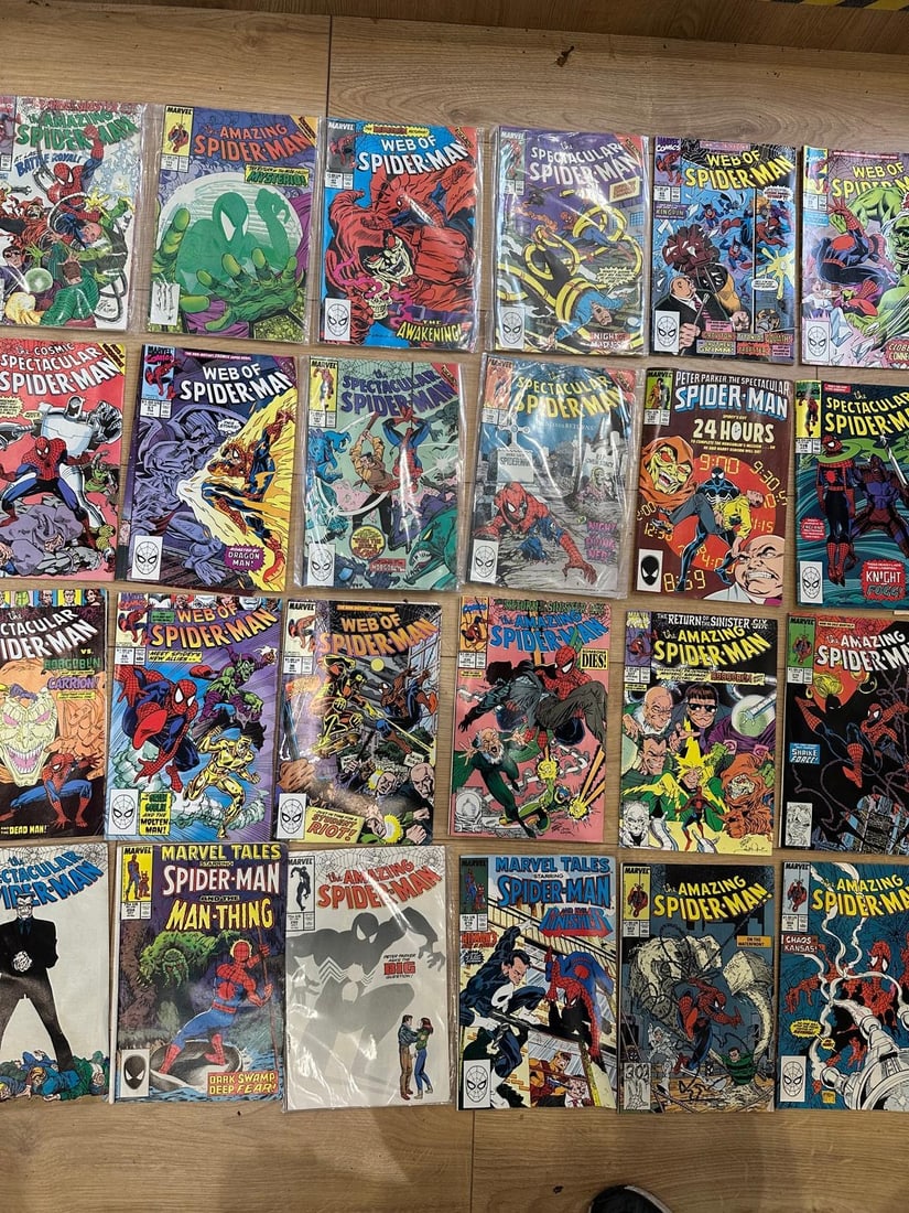 24 Spider-Man Comic Book Lot (1 of 6)