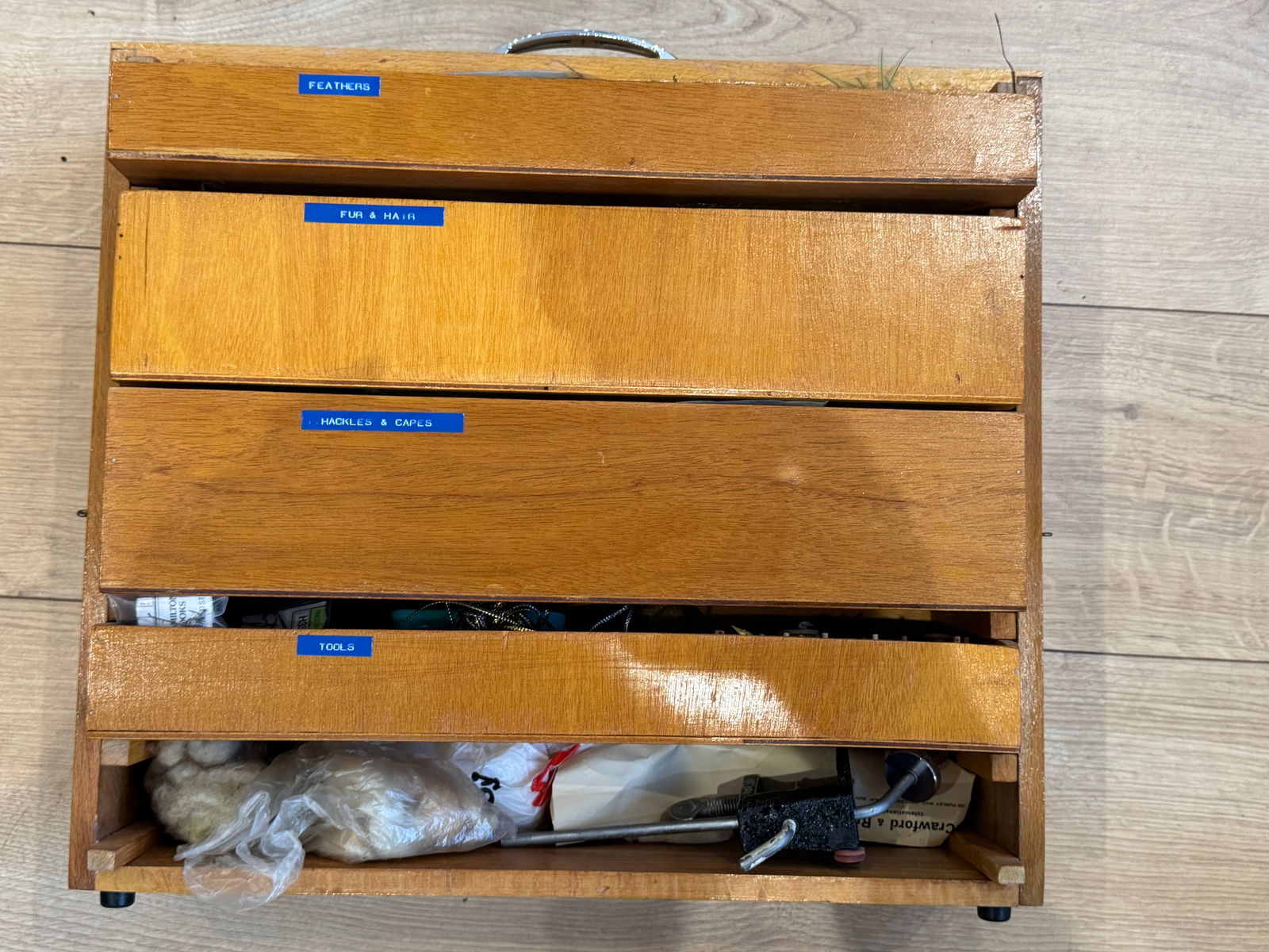 Fly fishing box with everything you need to make your won flys (1 of 20)