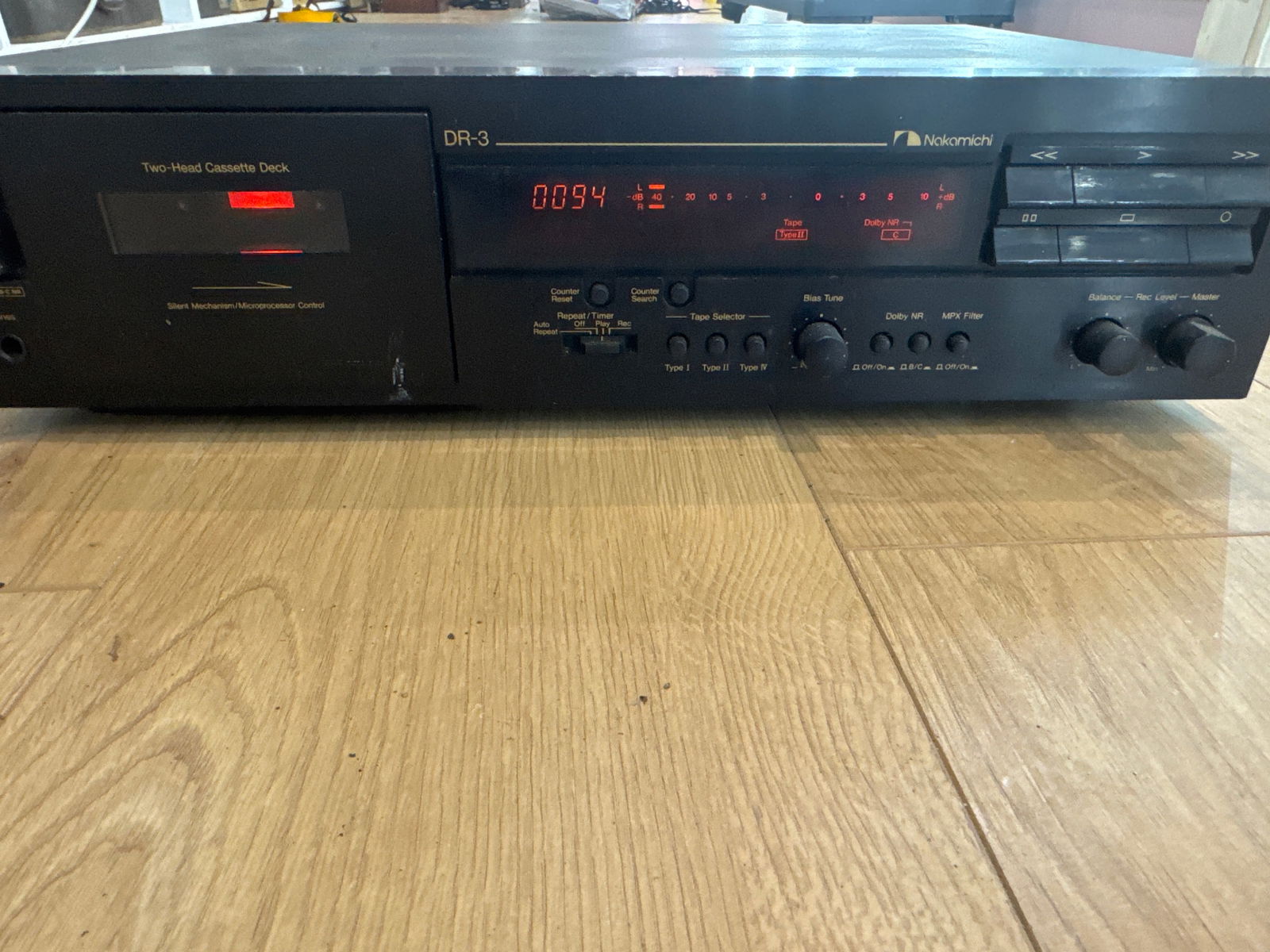 Nakamichi dr-3 cassette deck (1 of 4)