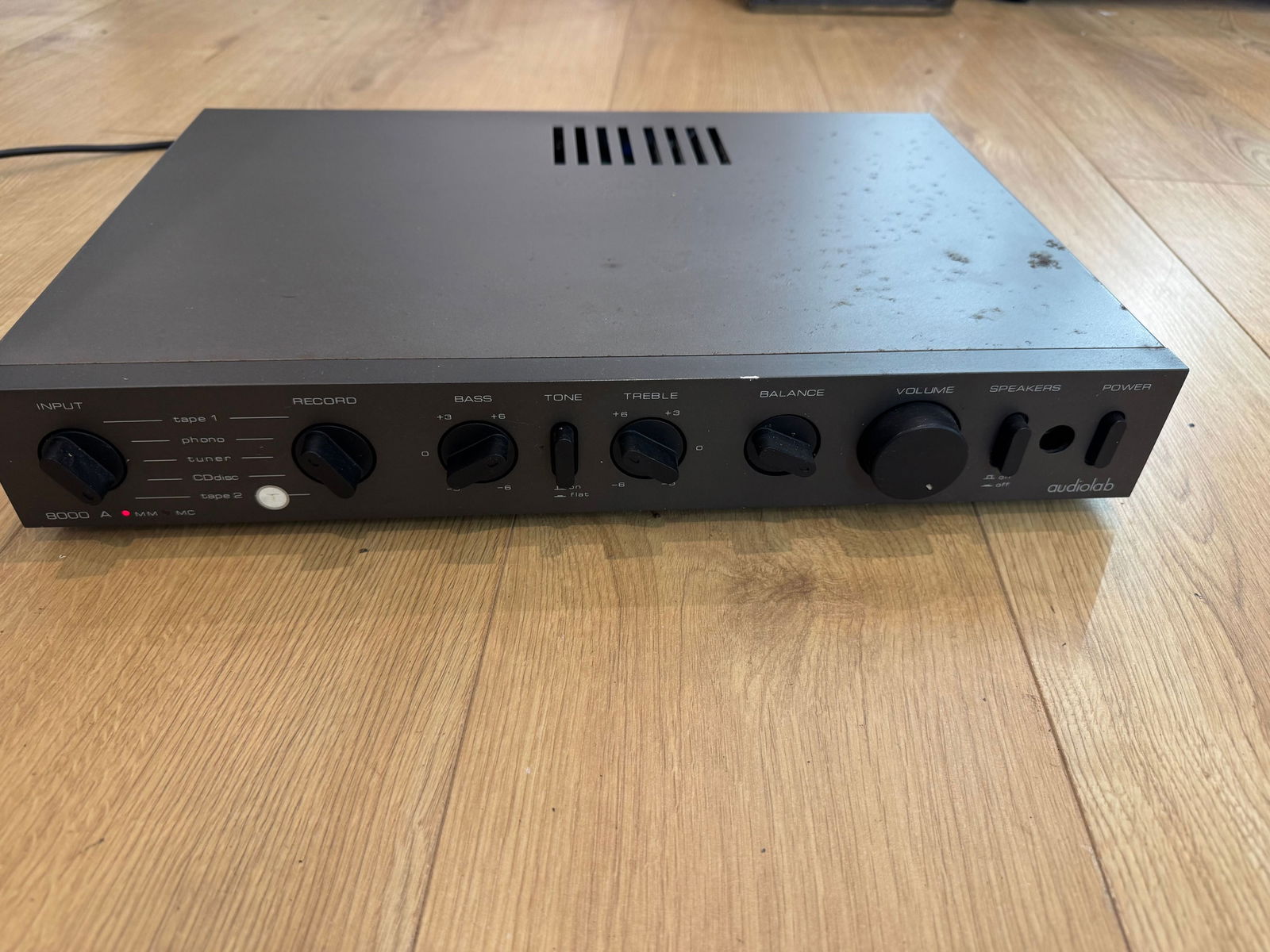 Audiolab 8000A Stereo Integrated Amplifier: Powers on Please Note;This item cannot be shipped by us. You will need to arrange your own shipping or collect it in person. Overall condition is good.