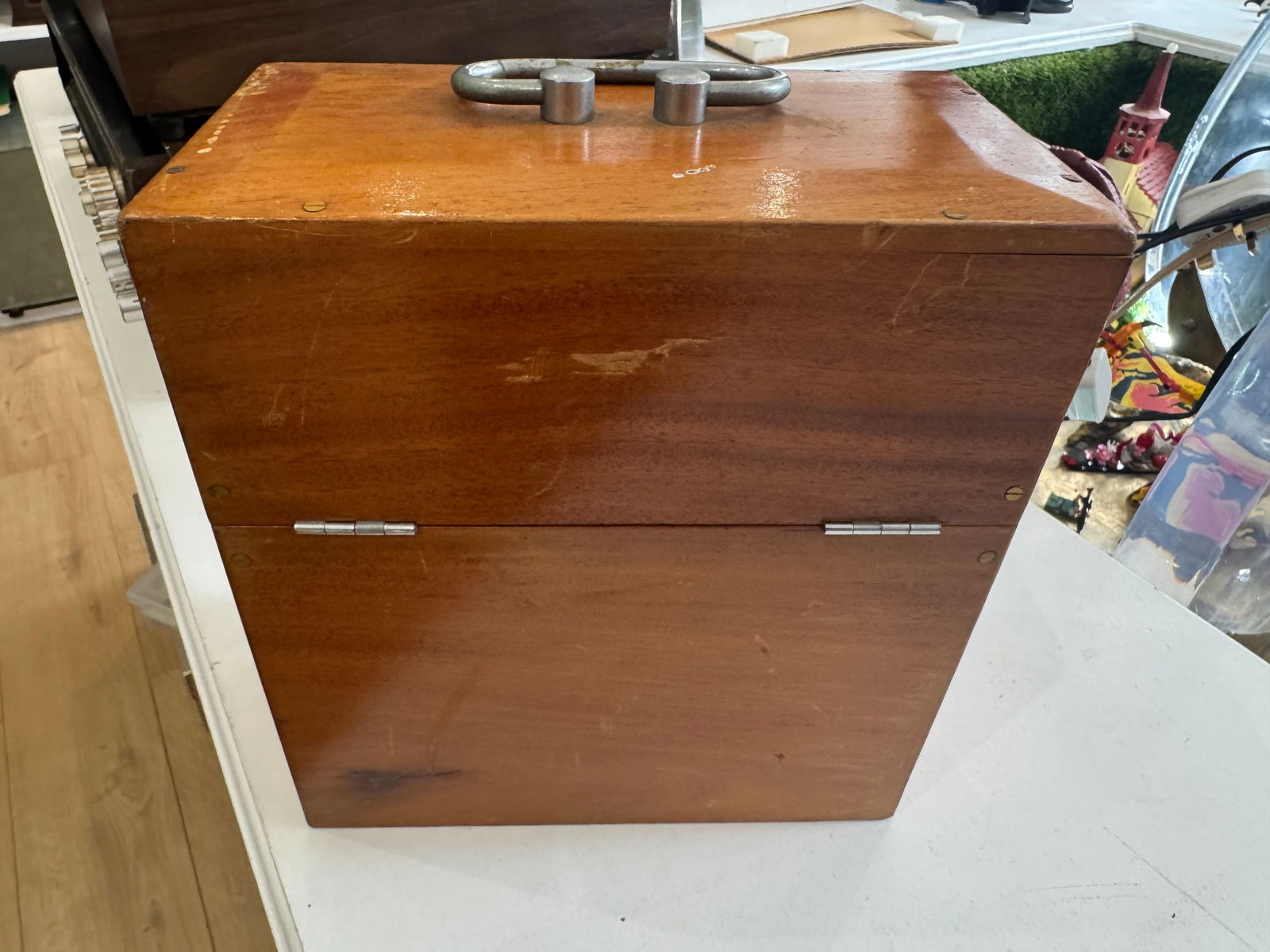 Vintage Electric Hair Curler: Battery operated and comes with a nice vintage box. Overall condition is very good.