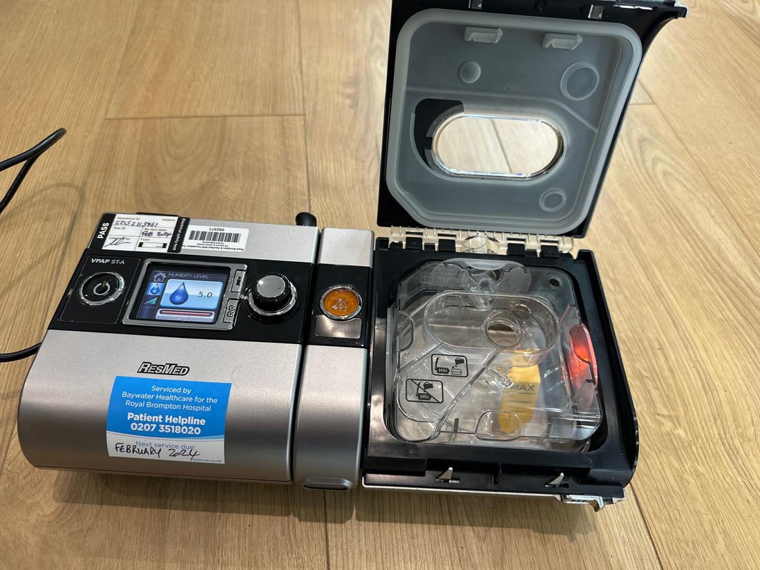 S9 AutoSet CPAP Machine with H5i Humidifier from ResMed: The S9 AutoSet is an auto-adjusting device, designed to help patients comfortably adjust to therapy and encourage long-term compliance.The S9 AutoSet responds to flow limitation to pre-emptively