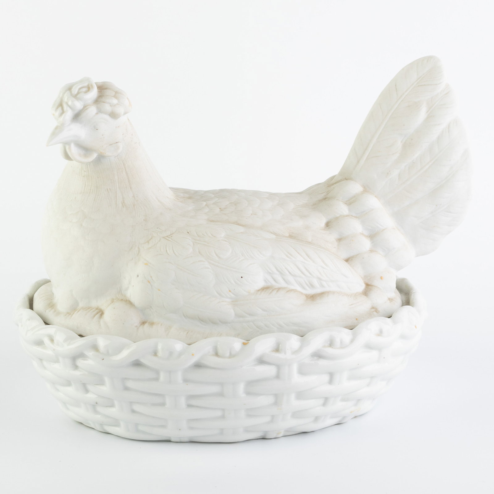 Antique Victorian Staffordshire Pottery Ceramic Hen On Nest Basket Tureen 19Th Century: Height: 18.0 cm, Width: 23.0 cm. It is the responsibility of the Buyer to carefully examine each lot and form their own judgment regarding its condition, description, provenance, and authenticity prio