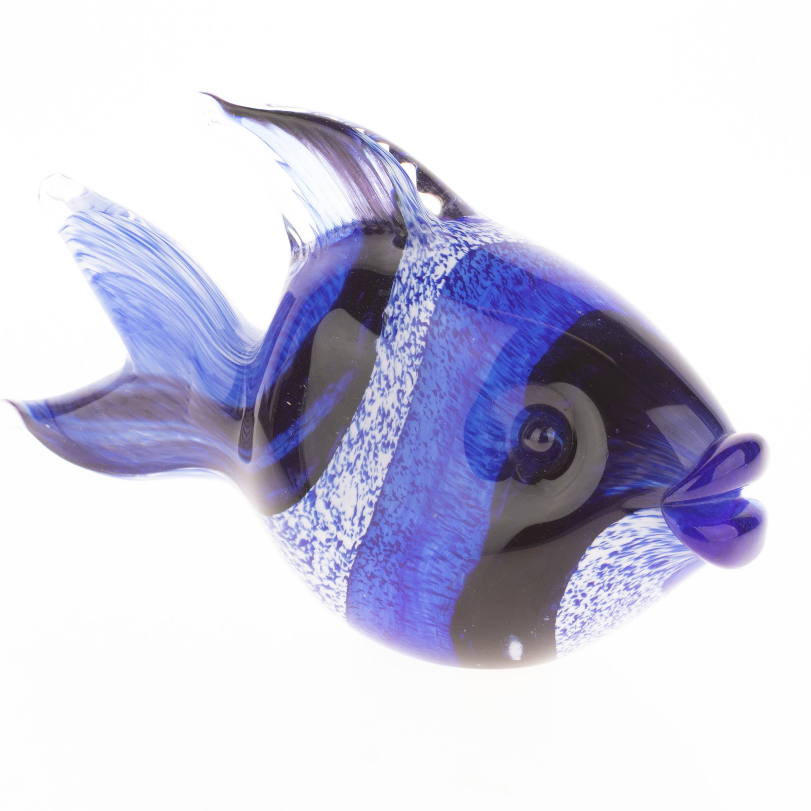 Mid Century Hand Blown Langham Studio Glass Tropical Fish Sculpture: Height: 8.5 cm, Width: 16.0 cm. It is the responsibility of the Buyer to carefully examine each lot and form their own judgment regarding its condition, description, provenance, and authenticity prior