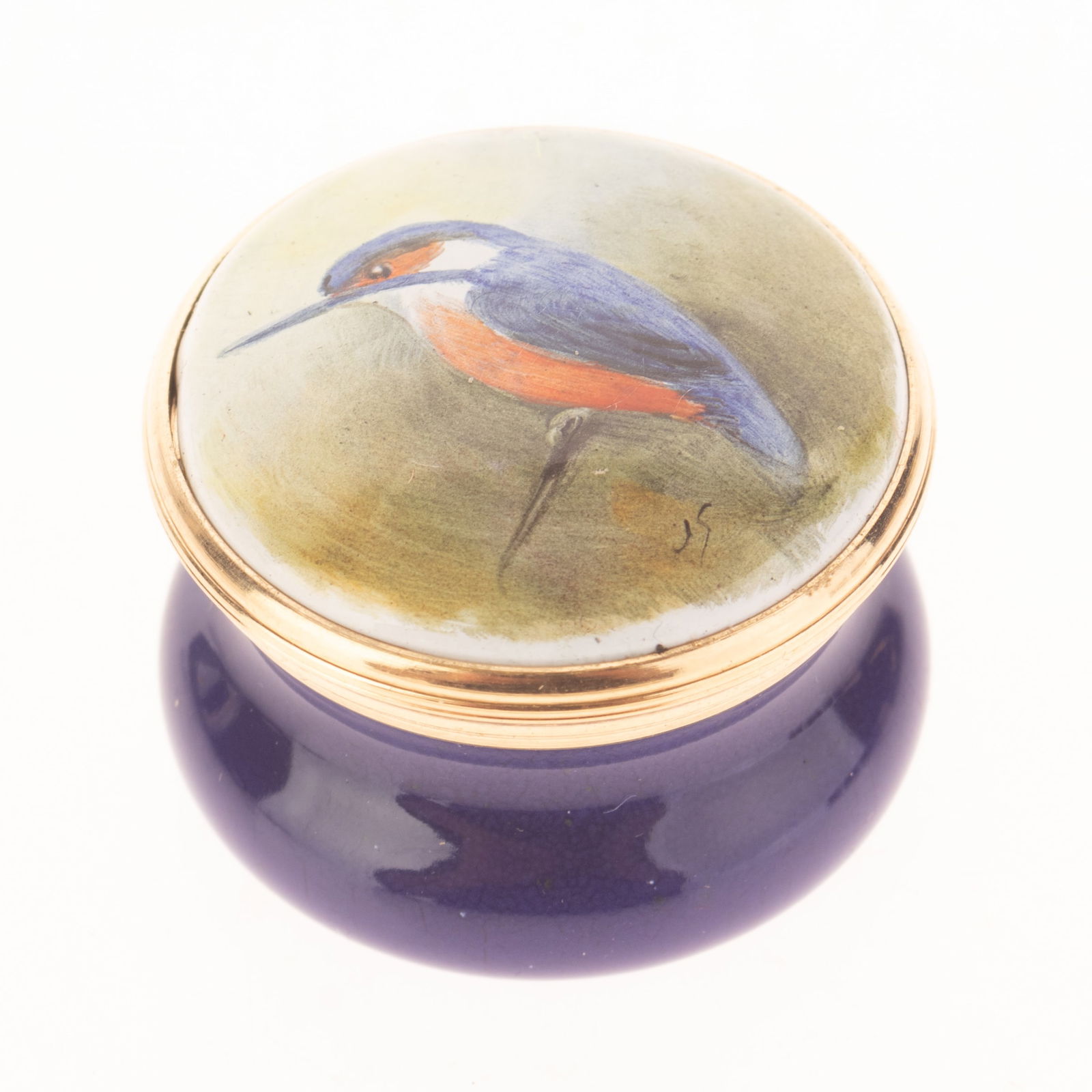 Graham Payne Studios Worcester Hand Painted & Enamelled Kingfisher Bird Signed Pill Box: Height: 2.0 cm, Width: 3.0 cm. It is the responsibility of the Buyer to carefully examine each lot and form their own judgment regarding its condition, description, provenance, and authenticity prior