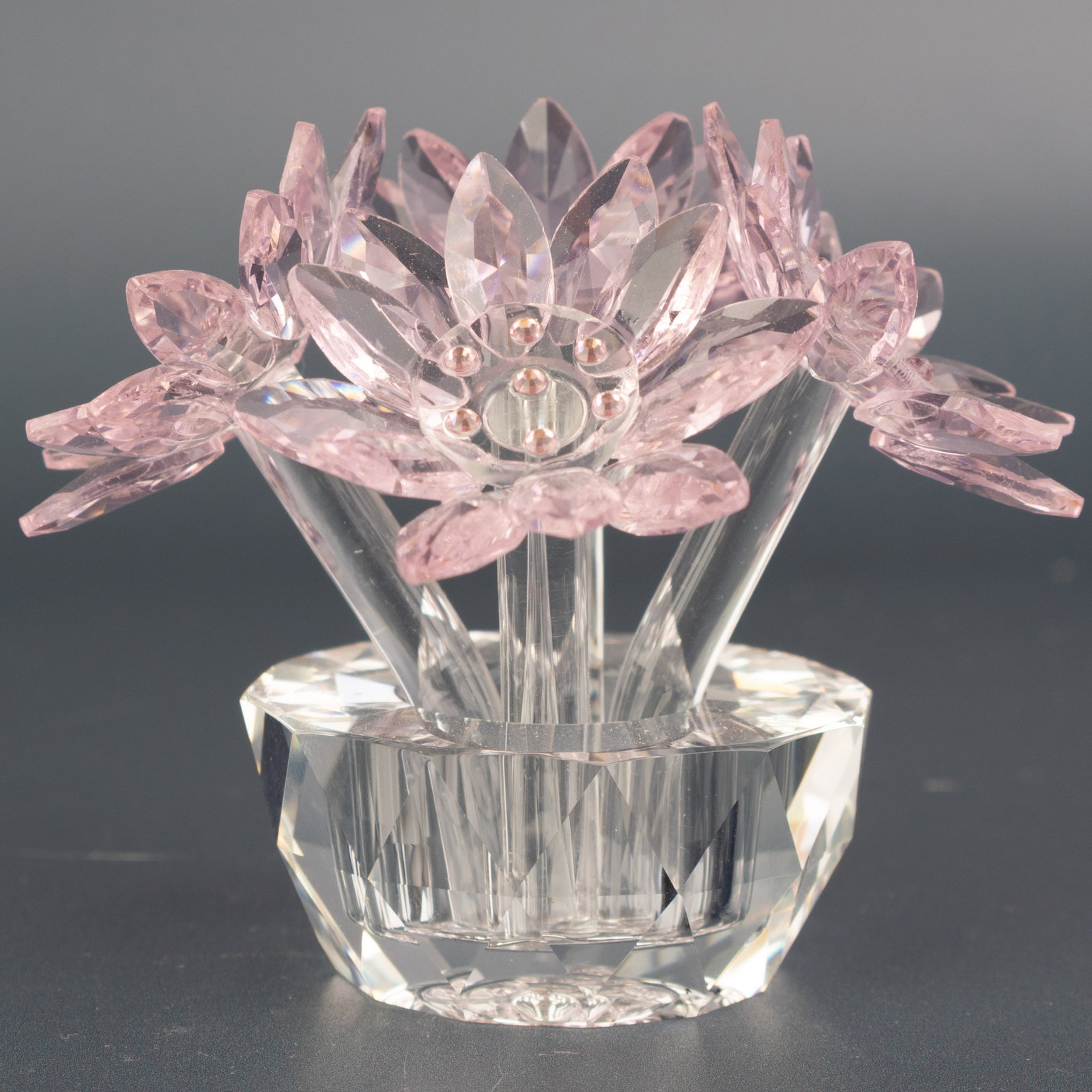 Vintage Pink Lotus Flowers Vase Crystal Sculpture In The Style Of Swarovski: (Height: 6.5 cm, Width: 7.5 cm) It is the responsibility of the Buyer to carefully examine each lot and form their own judgment regarding its condition, description, provenance, and authenticity prior