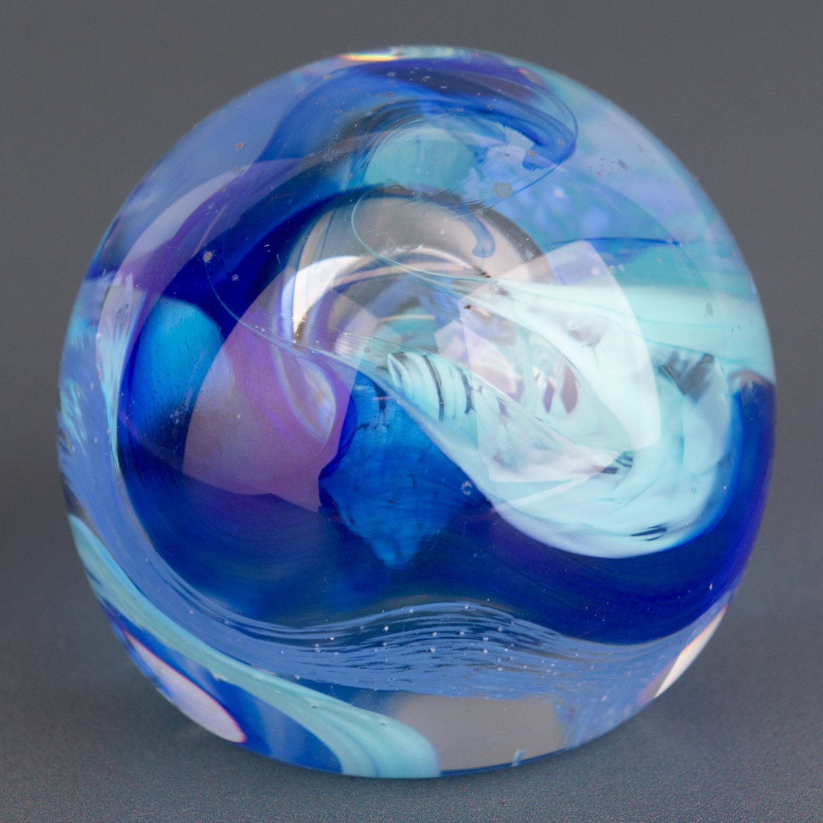 Vintage Caithness Scottish Abstract Blue Swirl Glass Paperweight: (Height: 5.5 cm, Width: 5.5 cm) It is the responsibility of the Buyer to carefully examine each lot and form their own judgment regarding its condition, description, provenance, and authenticity prior