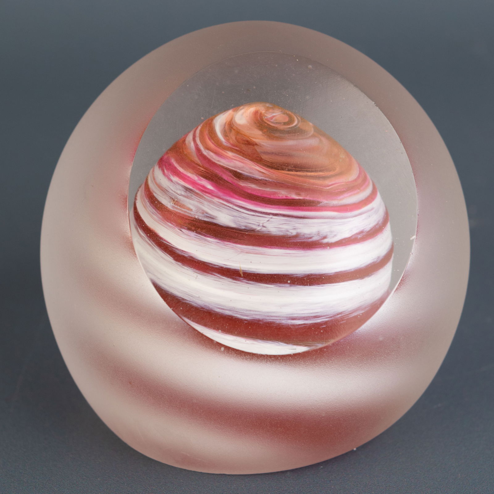 Mid Century Vintage Hand Blown Studio Glass Frosted Abstract Paperweight: (Height: 8.0 cm, Width: 8.0 cm) It is the responsibility of the Buyer to carefully examine each lot and form their own judgment regarding its condition, description, provenance, and authenticity prior