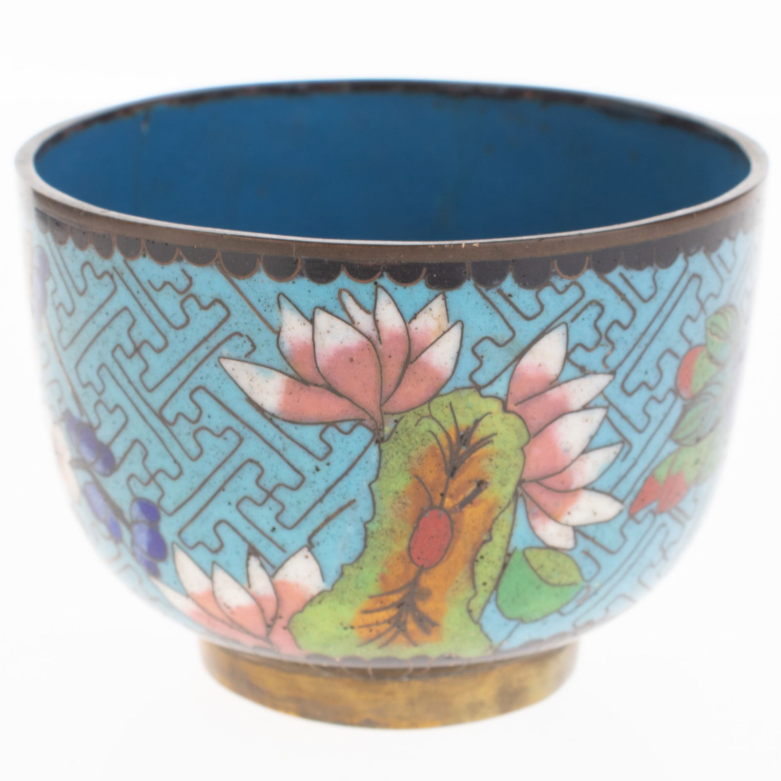 Antique Chinese Hand Enamelled Cloisonne Bowl Early 20Th Century: (Height: 5.5 cm, Width: 7.0 cm) It is the responsibility of the Buyer to carefully examine each lot and form their own judgment regarding its condition, description, provenance, and authenticity prior