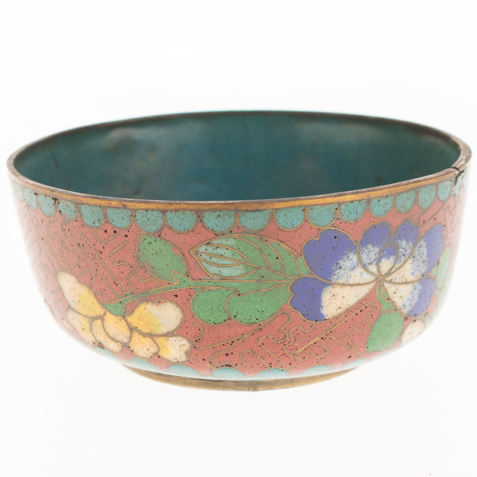 Antique Chinese Hand Enamelled Cloisonne Bowl Early 20Th Century: (Height: 3.0 cm, Width: 8.0 cm) It is the responsibility of the Buyer to carefully examine each lot and form their own judgment regarding its condition, description, provenance, and authenticity prior